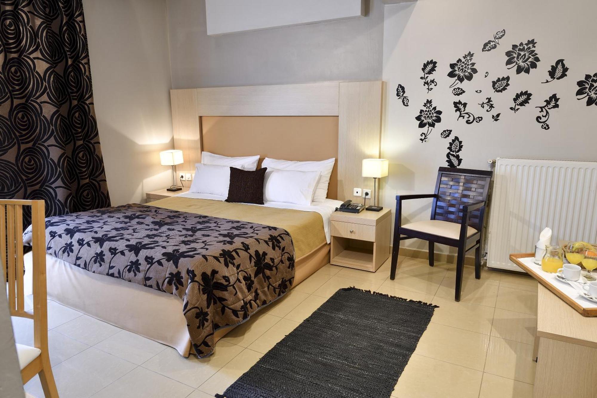Four Seasons Hotel Trilofo  Bagian luar foto